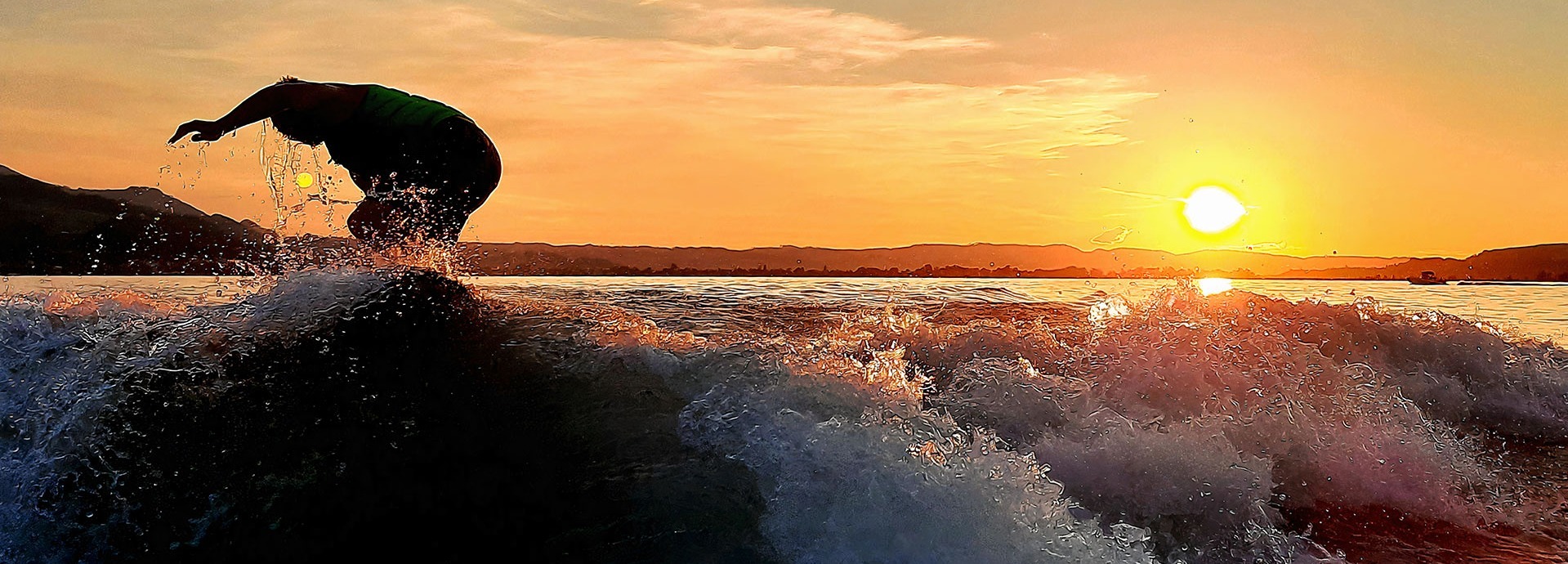 KW_Header_cuts_SURF2_LE_upscale